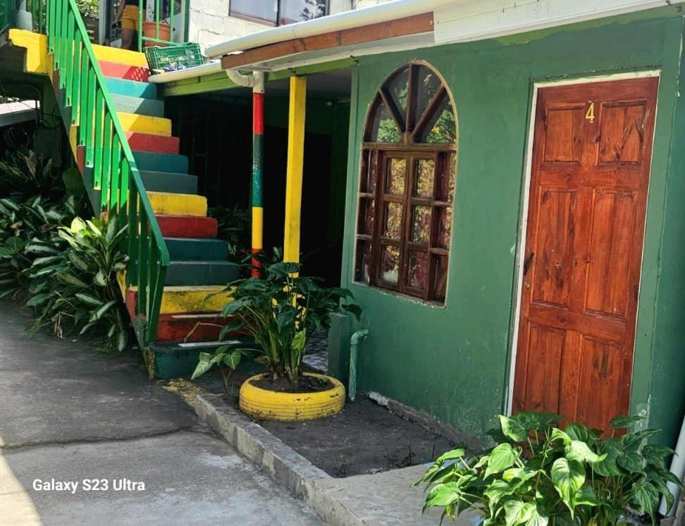 Tortuguero Casa De Playa Green House Apartment Exterior photo